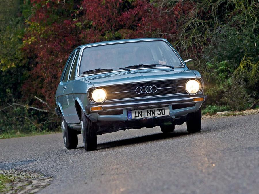  Audi 80 L 2-Door Sedan (B1) 1972 года  (фото 3 из 4)